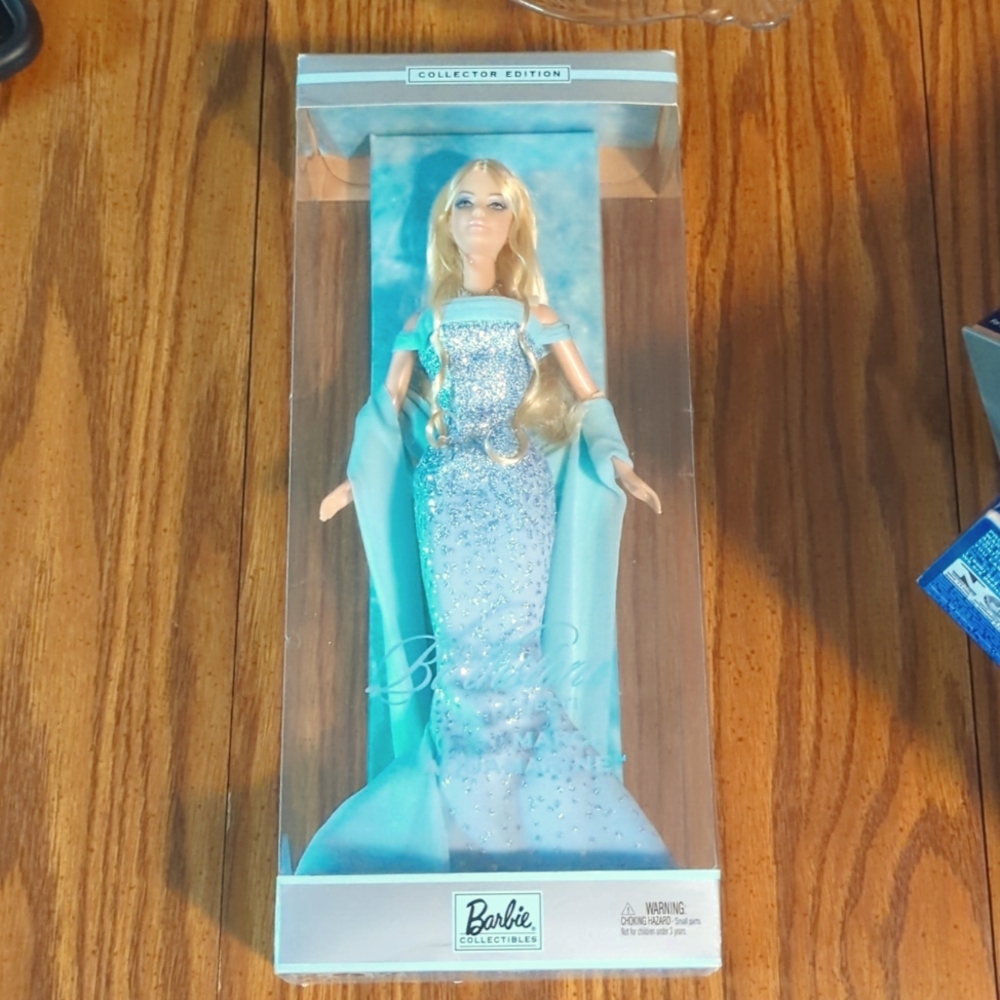 WANT GONE ASAP! Aquarium birthstone collector barbie